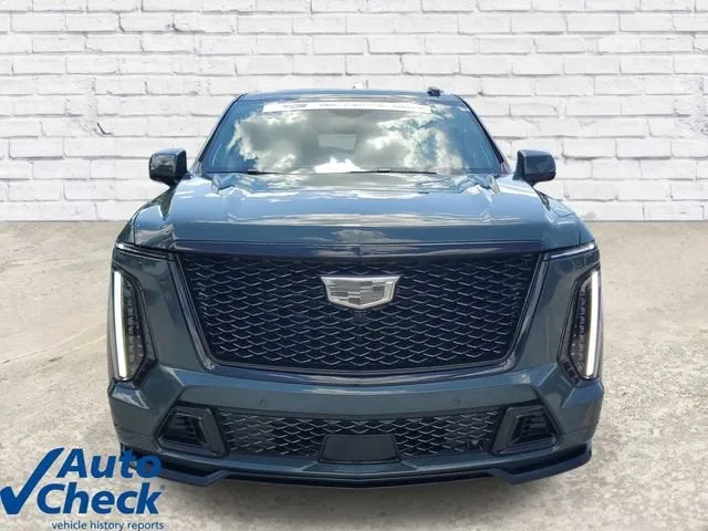 2026 Cadillac Escalade V-Series photo 6