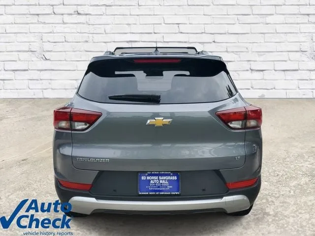2022 Chevrolet Trailblazer LT photo 3
