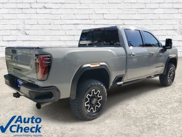2024 GMC Sierra 2500 HD AT4X photo 4