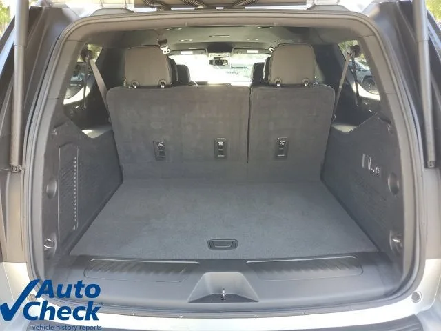 2025 GMC Yukon XL Elevation photo 10