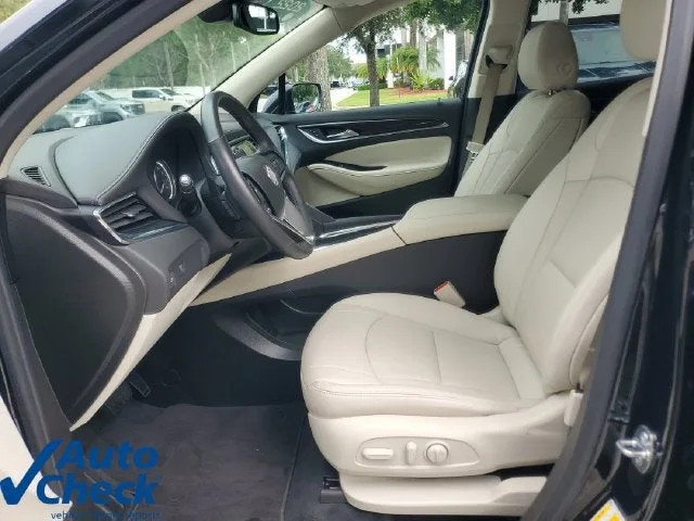 2022 Buick Enclave Essence photo 17