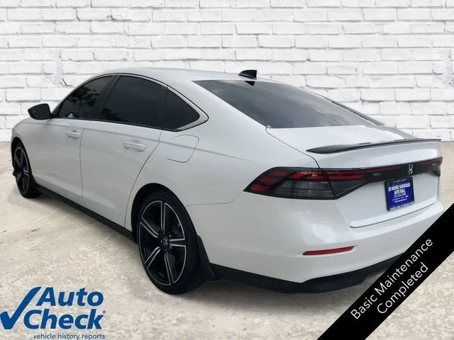 2023 Honda Accord Hybrid Sport photo 2