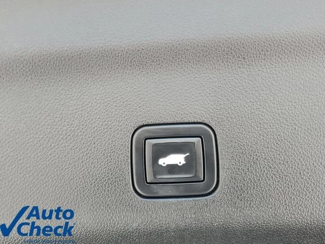 2021 Chevrolet Suburban High Country photo 10