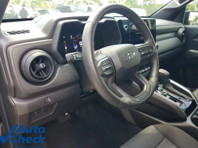 2023 Chevrolet Colorado Trail Boss photo 18