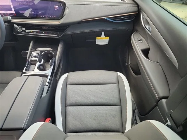 2026 Buick Envision Sport Touring photo 9