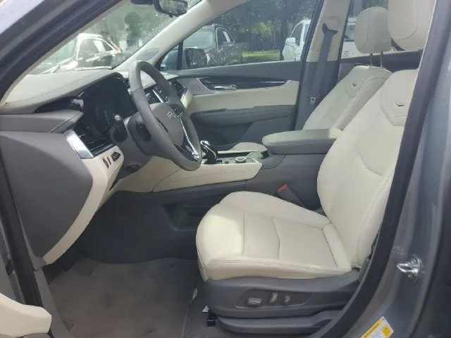2025 Cadillac XT6 Premium Luxury photo 19