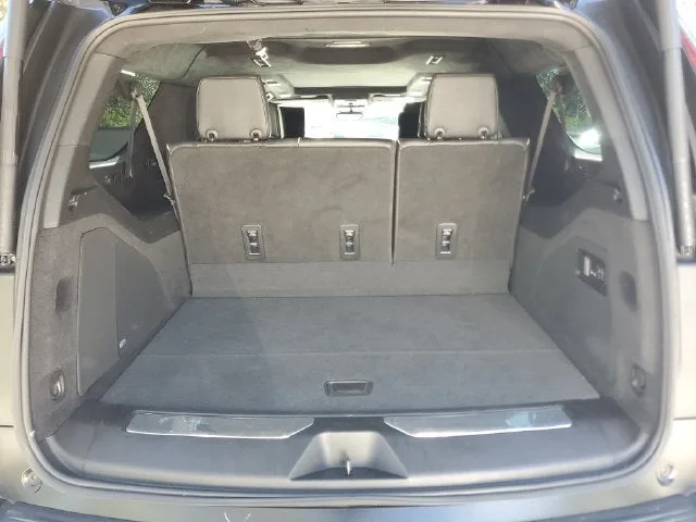 2023 Cadillac Escalade ESV 4WD Sport Platinum photo 9