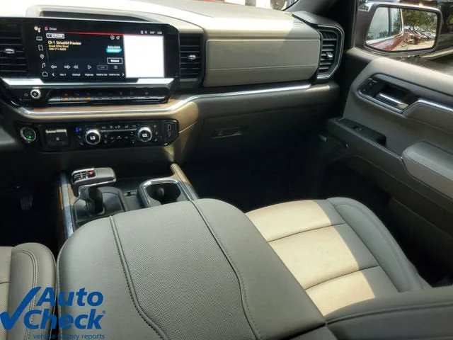 2024 GMC Sierra 1500 SLT photo 13