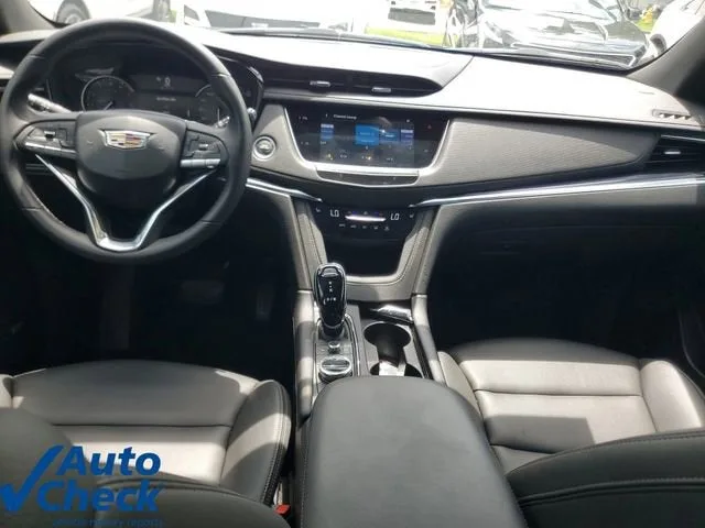 2023 Cadillac XT6 Luxury photo 18