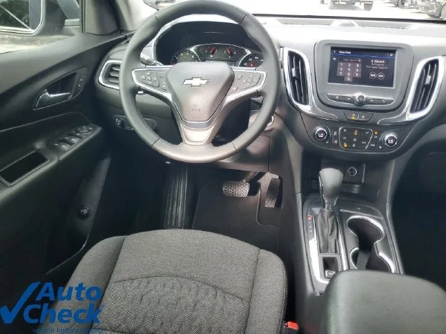 2024 Chevrolet Equinox LT photo 17
