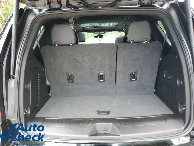 2022 Chevrolet Tahoe LT photo 9