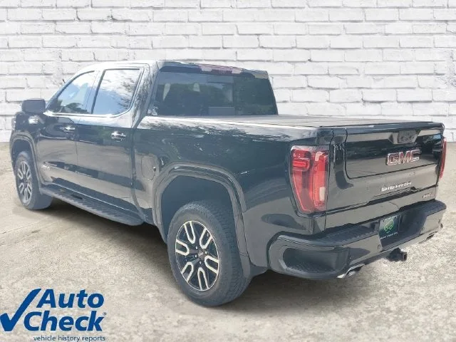 2025 GMC Sierra 1500 AT4 photo 2