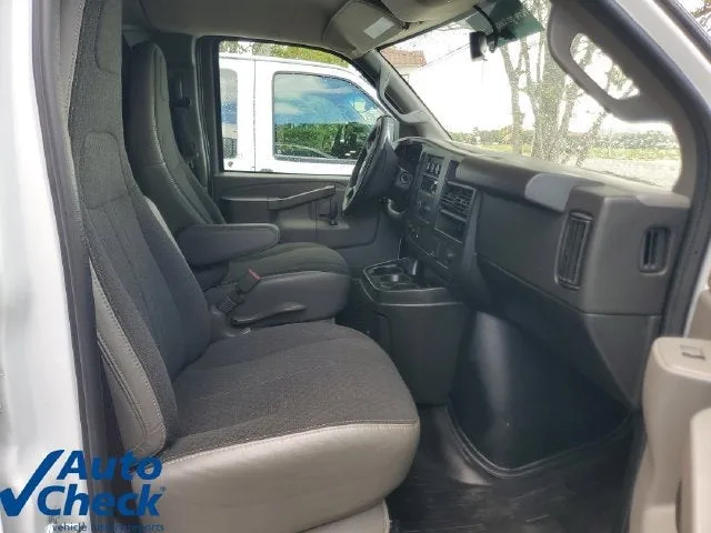 2025 Chevrolet Express Cargo WT photo 22