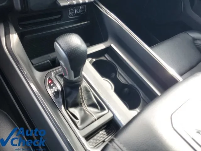 2022 RAM 1500 Laramie photo 28