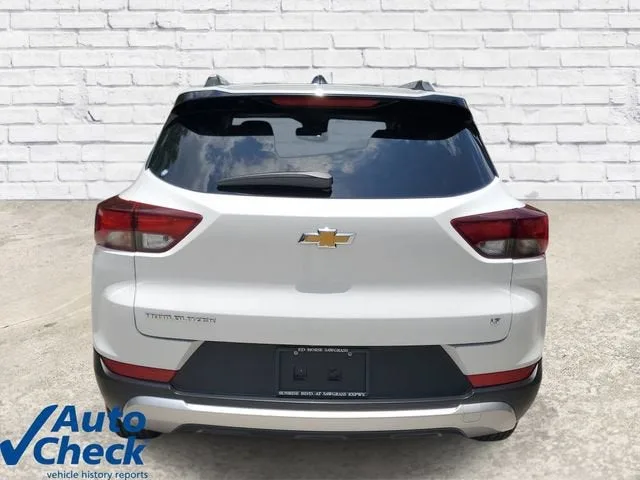 2021 Chevrolet Trailblazer LT photo 3