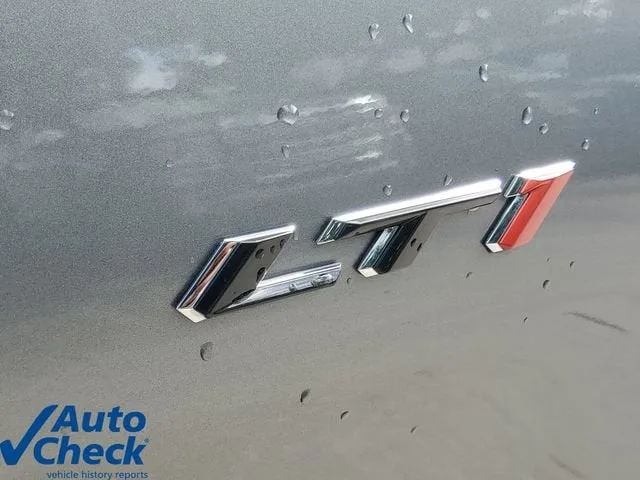2021 Chevrolet Camaro LT1 photo 8