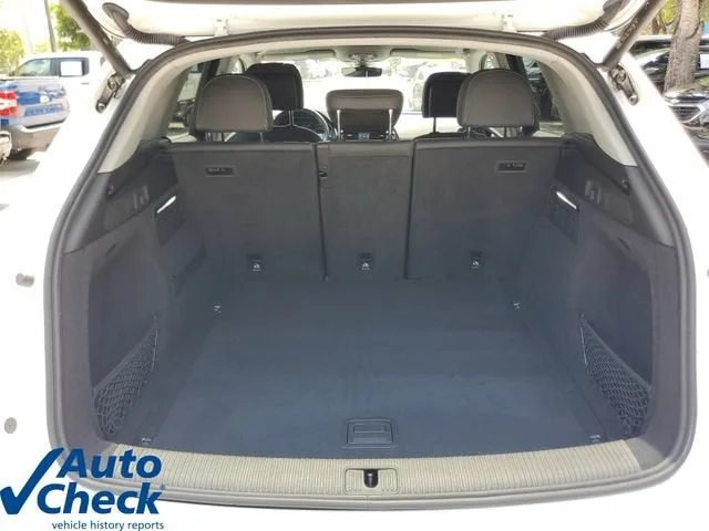 2021 Audi Q5 Premium photo 9