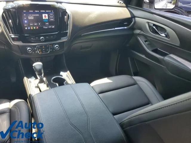 2023 Chevrolet Traverse LT Leather photo 18