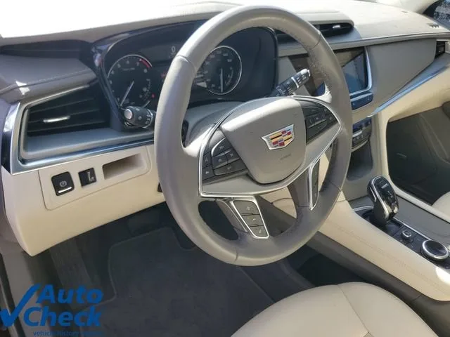2021 Cadillac XT5 FWD Premium Luxury photo 19