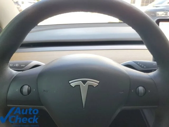 2022 Tesla Model 3 Long Range photo 19