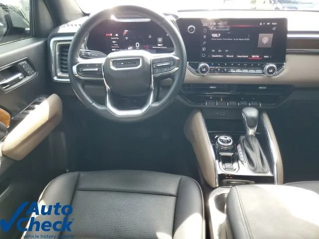 2024 GMC Canyon Denali photo 16
