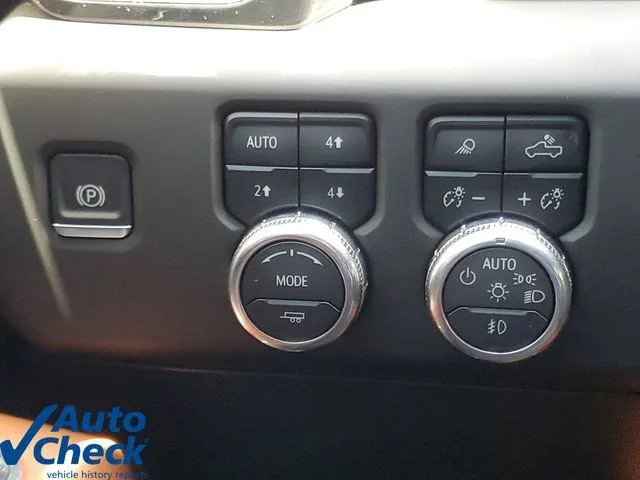 2025 GMC Sierra 2500 HD Denali Ultimate photo 27
