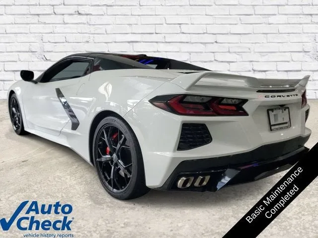 2022 Chevrolet Corvette Stingray 3LT photo 2