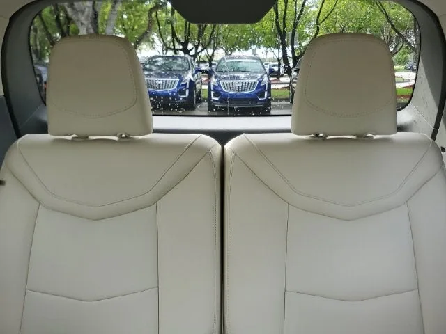 2025 Cadillac XT6 Premium Luxury photo 12