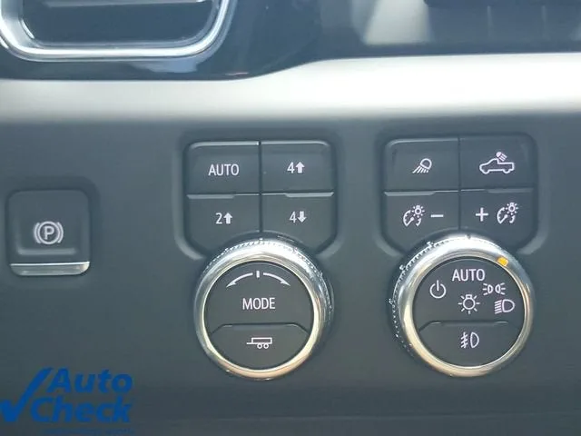 2025 GMC Sierra 2500 HD Denali photo 26