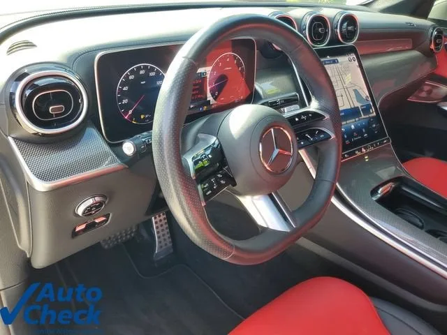 2024 Mercedes-Benz GLC 300 SUV photo 18