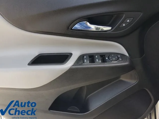 2022 Chevrolet Equinox LS photo 18
