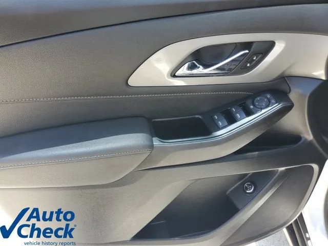 2023 Chevrolet Traverse LT Leather photo 22