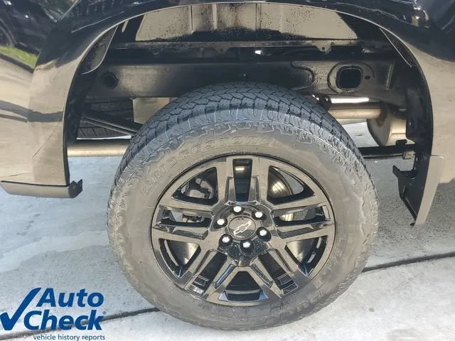 2023 Chevrolet Silverado 1500 LT Trail Boss photo 9