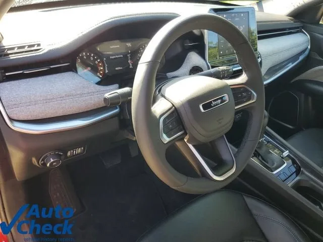 2025 Jeep Compass Latitude 4x4 photo 17