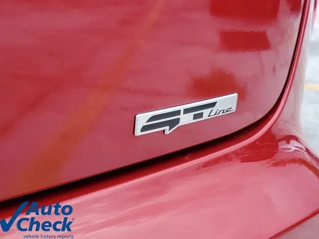 2025 Kia K4 GT-Line photo 9