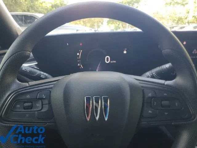 2025 Buick Envista Preferred photo 18