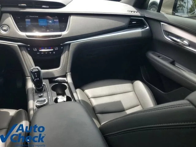 2023 Cadillac XT6 Luxury photo 19