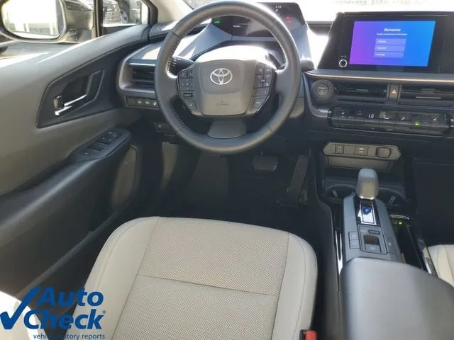 2023 Toyota Prius XLE photo 16