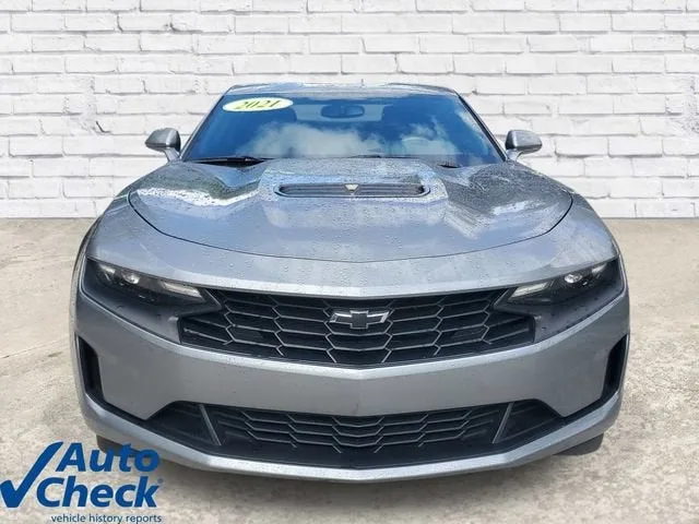 2021 Chevrolet Camaro LT1 photo 6