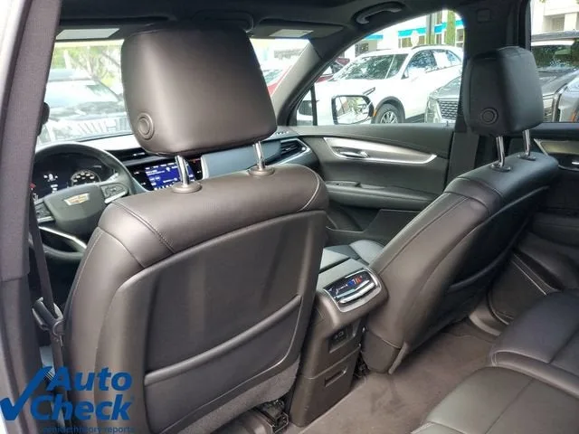 2024 Cadillac XT6 Luxury photo 14