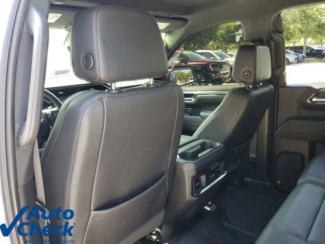 2024 GMC Sierra 1500 AT4 photo 13