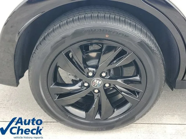 2024 Buick Encore GX Sport Touring photo 8