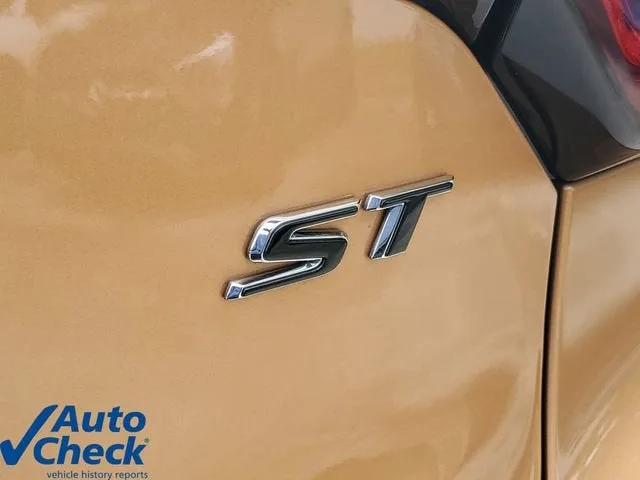 2024 Buick Encore GX Sport Touring photo 9