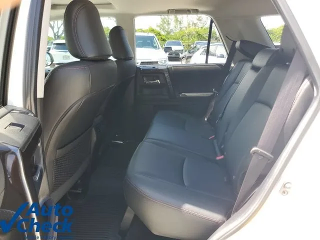 2023 Toyota 4Runner TRD Off Road Premium photo 10