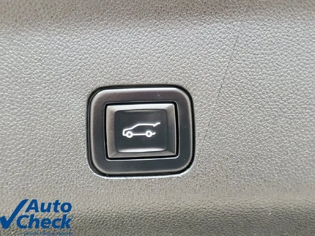 2022 Chevrolet Tahoe LT photo 10