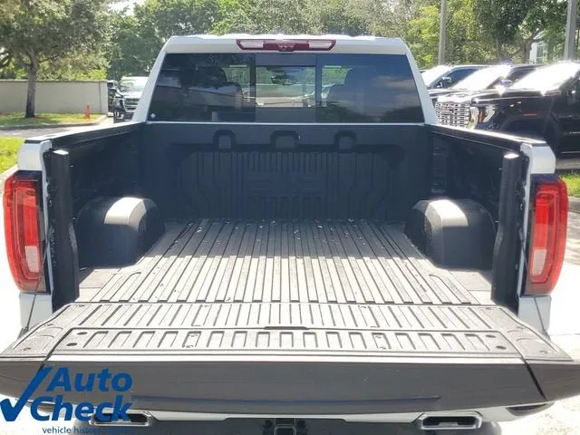 2026 GMC Sierra 1500 Denali photo 10