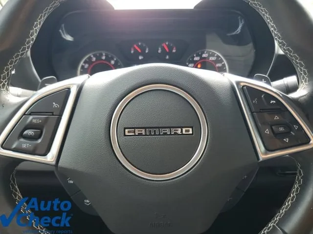 2021 Chevrolet Camaro LT1 photo 18