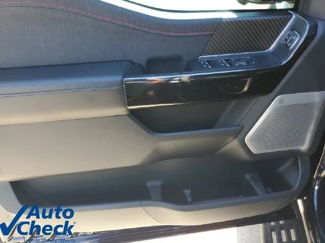 2023 Ford F-150 Raptor photo 21