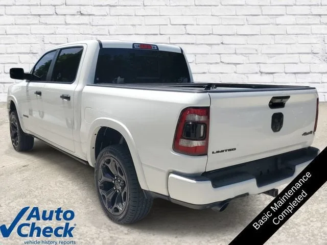 2023 RAM 1500 Limited photo 2