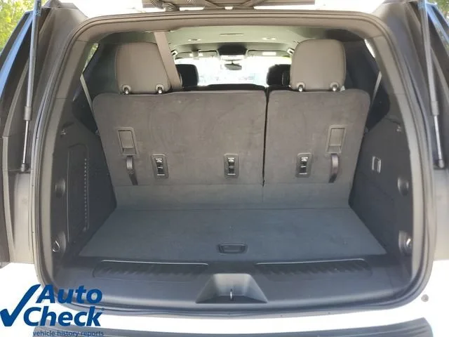 2024 Chevrolet Tahoe LS photo 9
